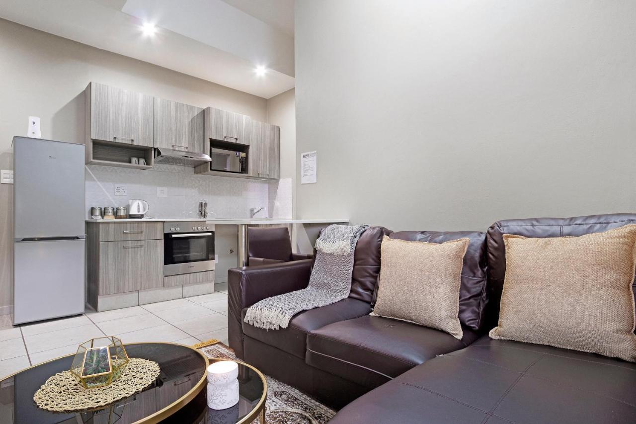 Urban Oasis Apartments At The Bolton Joanesburgo Exterior foto